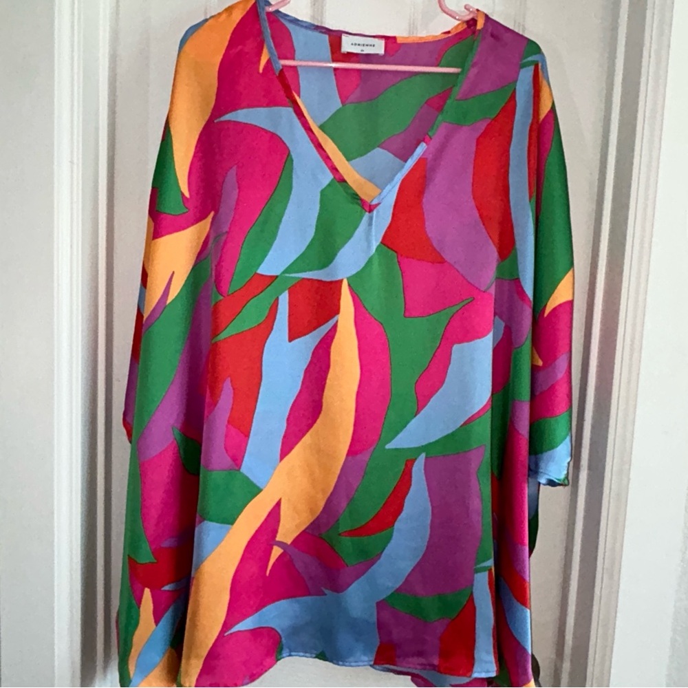 Colorful Women's 2X V-Neck‎ Top, Adrienne, Kimono Sleeves, Flowing